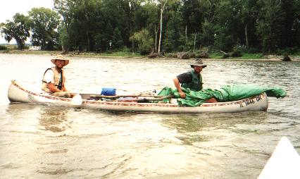 Canoe-on-Mississippi