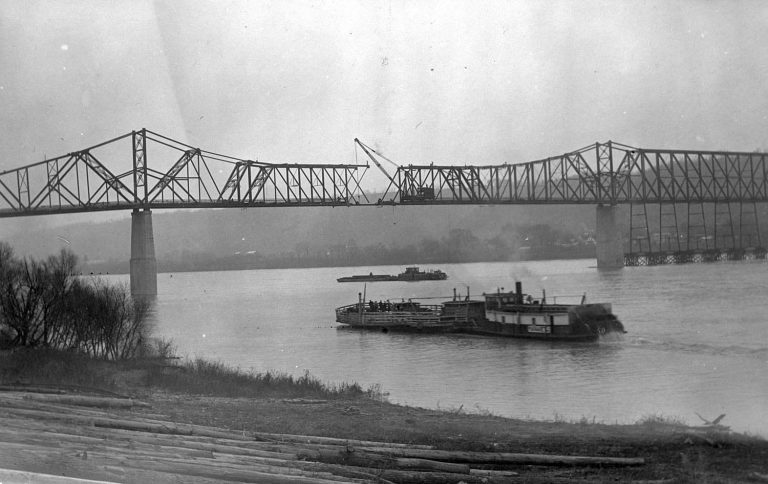 Madison-Highway-Bridge-Construction-1929-768x484